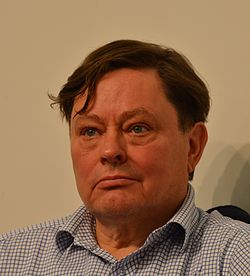 Författaren Henrik Knif